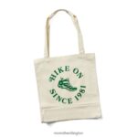 Trailhead Canvas Tote Bag (JBF25711-951) Merrell Unisex 8VV6P593 Accessories Natural- Hike On