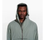 Whisper Rain Shell (JMS26319-087) Merrell Men 8VV6P169 Clothes Shadow - Image 2
